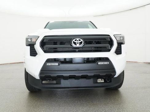 New 2026 Toyota Tacoma SR5 image 3