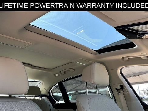 Used 2020 BMW 740i w/ Premium Package RWD image 19