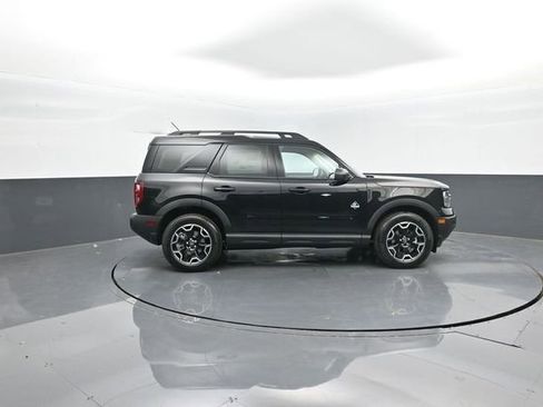 New 2025 Ford Bronco Sport Outer Banks image 8