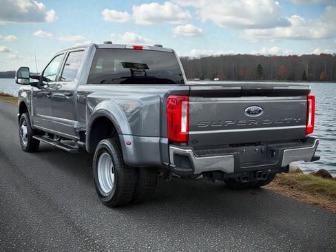 Used 2025 Ford F350 XLT image 5