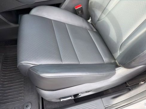 Used 2024 Nissan Rogue SV w/ SV Premium Package image 23