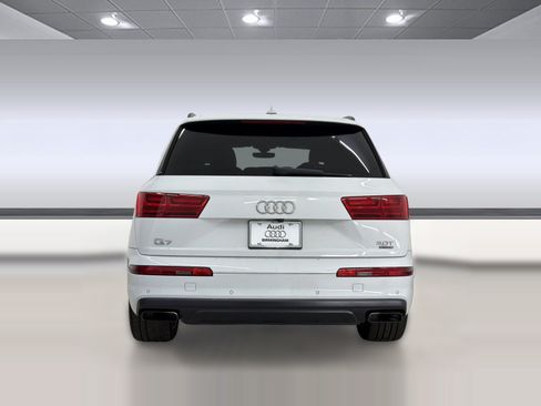 Used 2017 Audi Q7 3.0T Prestige w/ Prestige Package AWD/4WD image 10