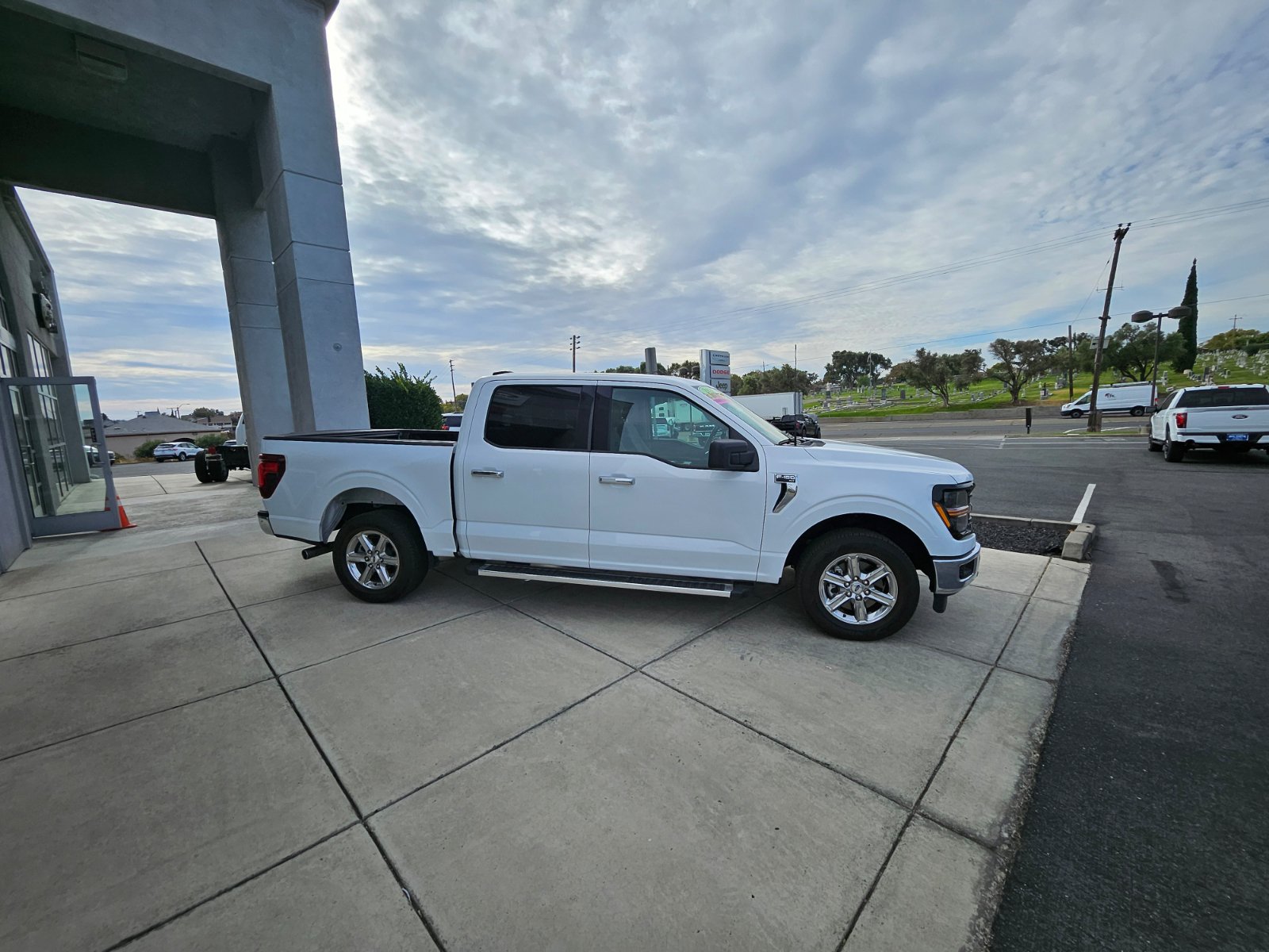 Used 2025 Ford F150 XLT w/ Equipment Group 301A Standard RWD image 7