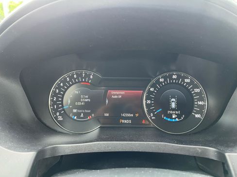 Used 2019 Ford Explorer Platinum AWD/4WD image 10