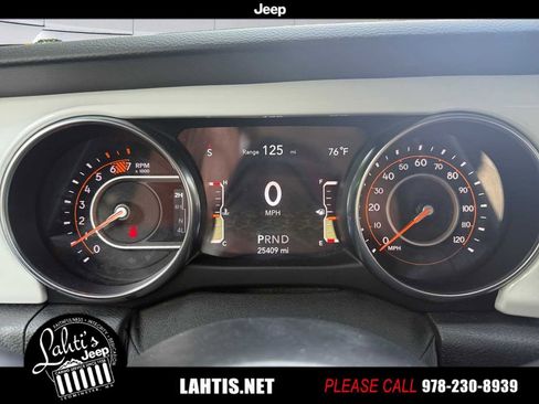 Used 2021 Jeep Wrangler Unlimited Sport AWD/4WD image 12