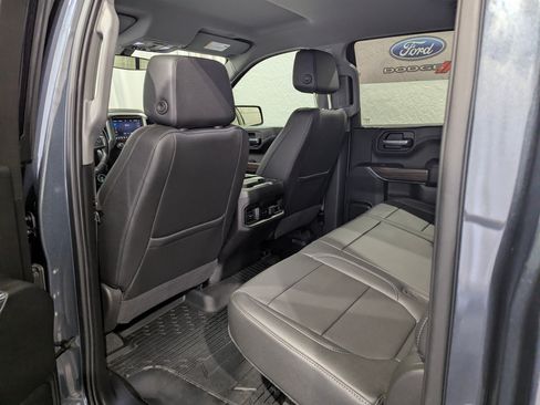 Used 2022 Chevrolet Silverado 1500 RST w/ Convenience Package II AWD/4WD image 13