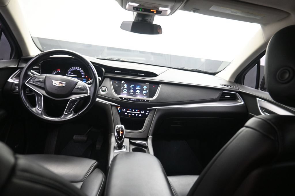 Used 2019 Cadillac XT5 Premium Luxury w/ Driver Assist Package FWD image 13