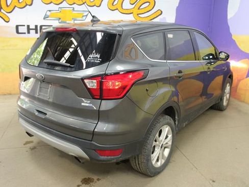 Used 2019 Ford Escape SE AWD/4WD image 8