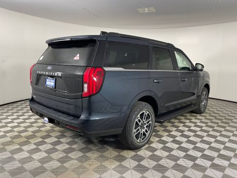 New 2026 Ford Expedition Active AWD/4WD image 6