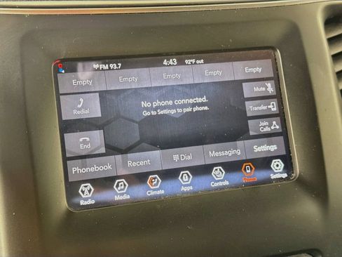 Used 2020 Jeep Cherokee Latitude Plus FWD image 17