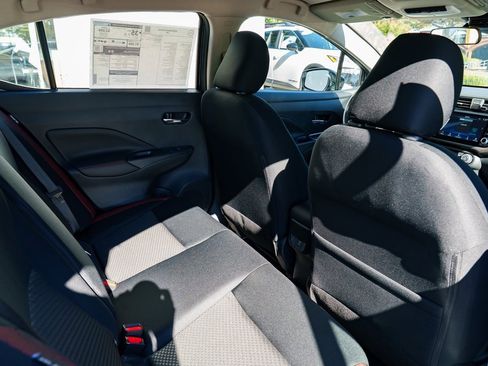 New 2025 Nissan Versa SR w/ Trunk Package image 23