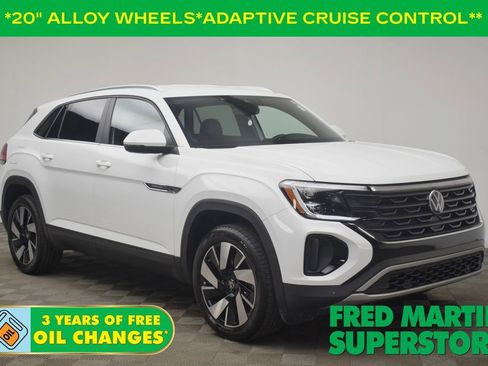 Used 2024 Volkswagen Atlas Cross Sport SE FWD image 1