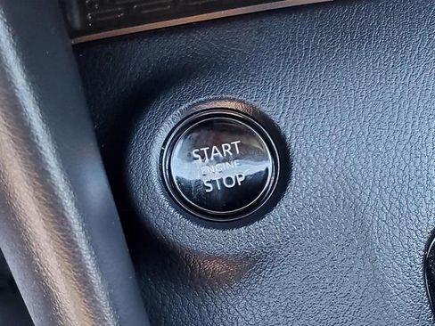 Certified 2024 Nissan Z Performance w/ Floor Mat Package image 22