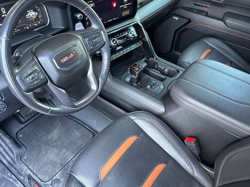 Used 2023 GMC Sierra 1500 AT4 w/ Technology Package AWD/4WD image 9