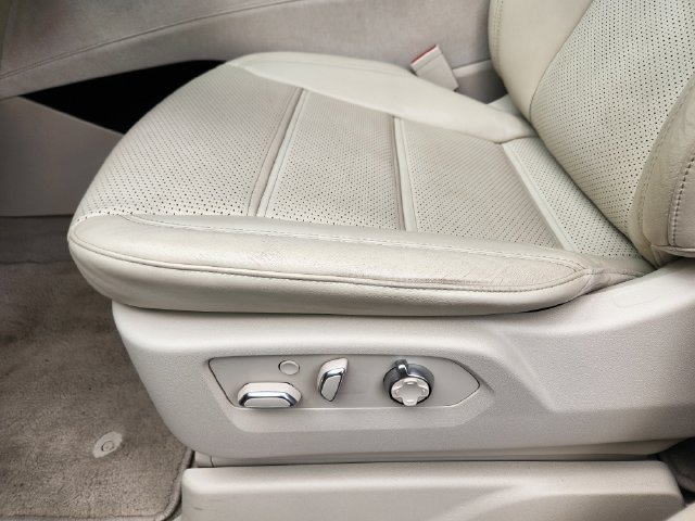 Used 2021 Cadillac Escalade ESV Sport Platinum AWD/4WD image 11