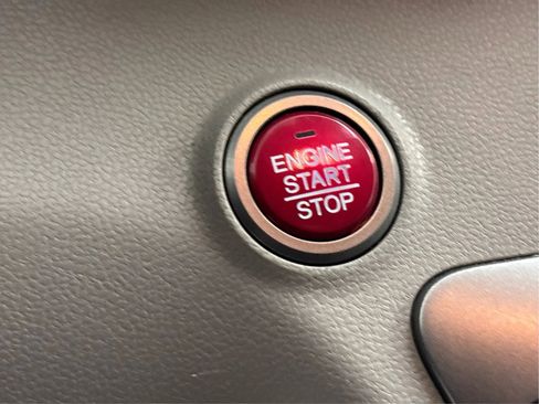 Used 2017 Honda Odyssey EX-L image 39