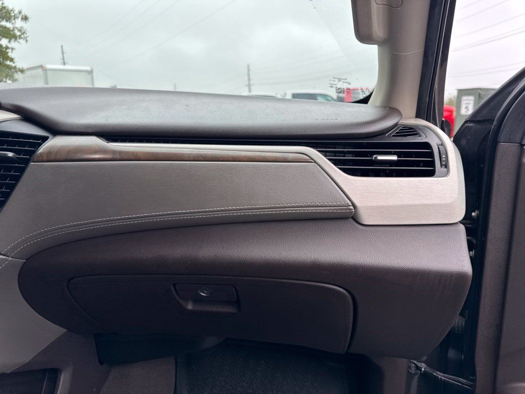 Used 2019 GMC Yukon XL Denali w/ Denali Ultimate Package RWD image 18