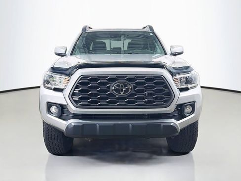 Used 2022 Toyota Tacoma TRD Off-Road AWD/4WD image 2