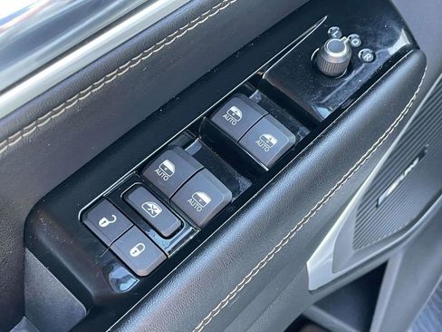 Used 2022 Jeep Wagoneer Series III image 24