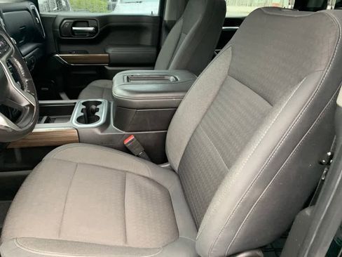 Used 2019 Chevrolet Silverado 1500 LT Trail Boss AWD/4WD image 16