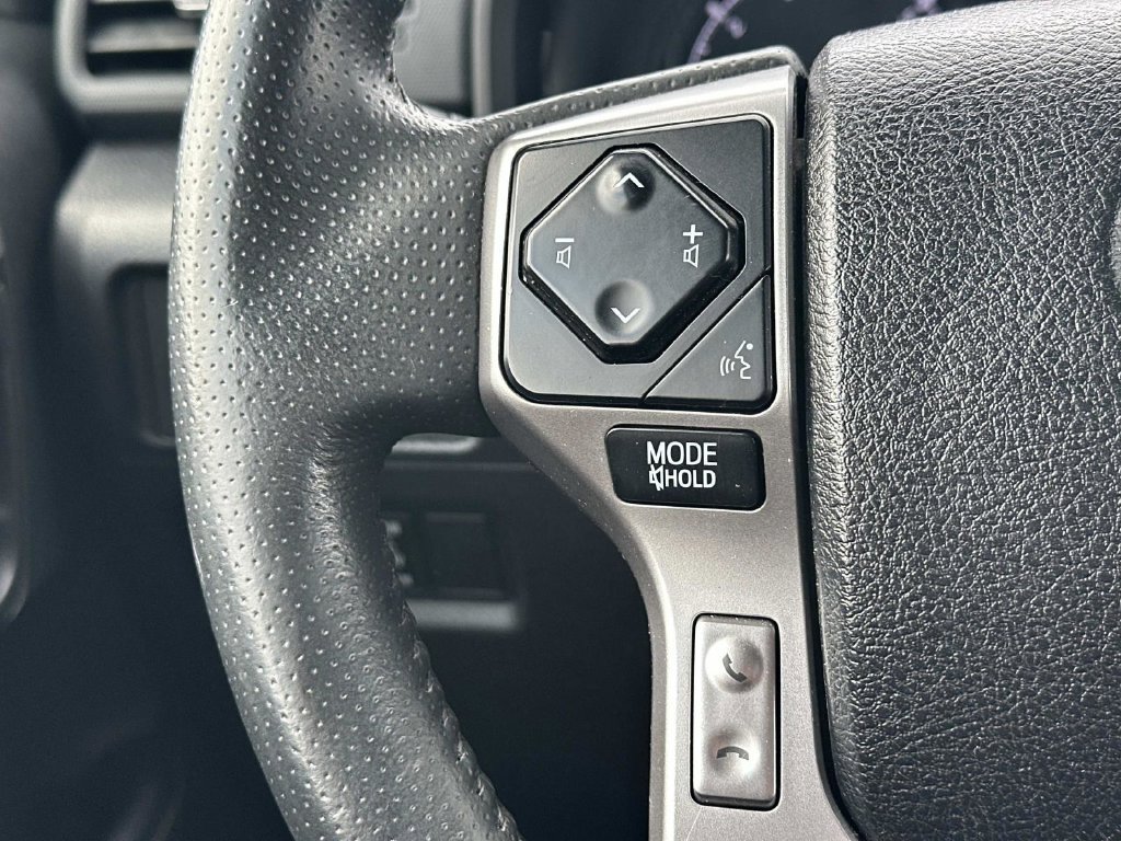 Used 2021 Toyota 4Runner SR5 AWD/4WD image 22