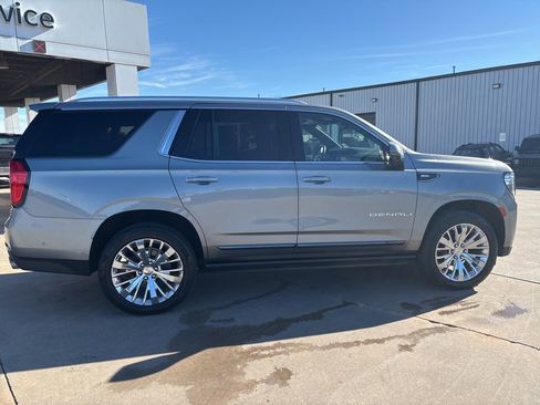 Used 2023 GMC Yukon Denali Ultimate image 6