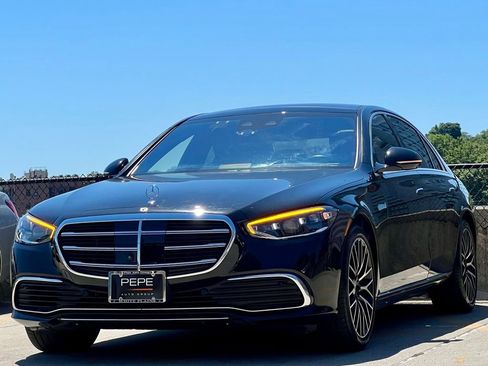 Certified 2023 Mercedes-Benz S 580 4MATIC Sedan image 4