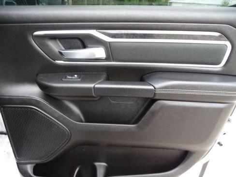 Used 2023 RAM 1500 4x4 Crew Cab Big Horn image 44