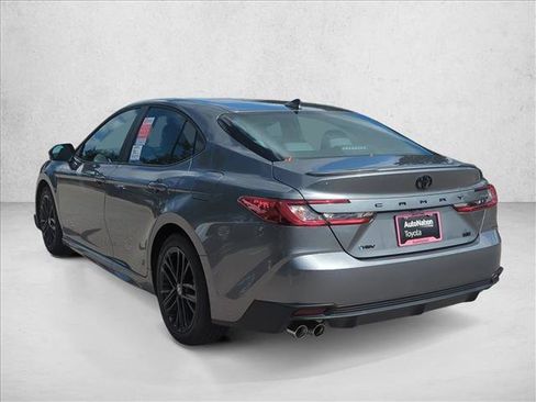 Used 2026 Toyota Camry SE w/ Multimedia Upgrade Package image 7