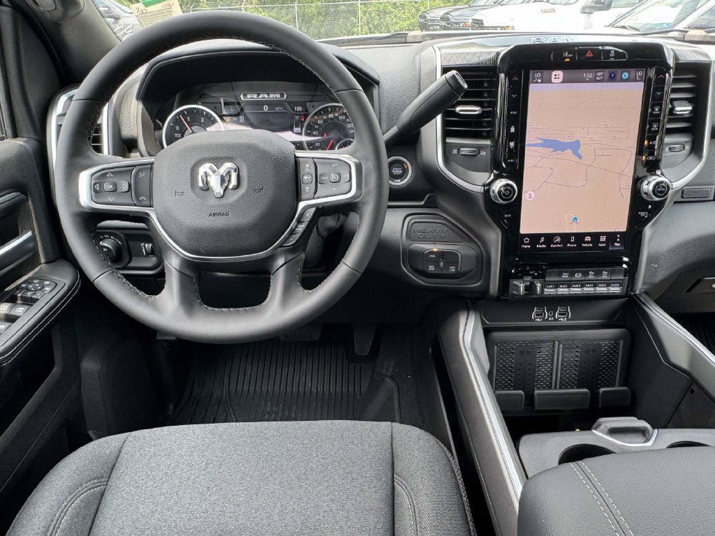 New 2026 RAM 3500 Big Horn AWD/4WD image 16