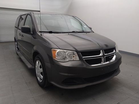 Used 2016 Dodge Grand Caravan SE w/ Quick Order Package 29E SE image 13