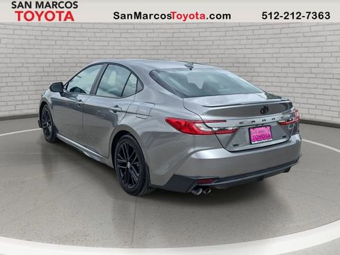 Used 2026 Toyota Camry SE w/ Convenience Package FWD image 8