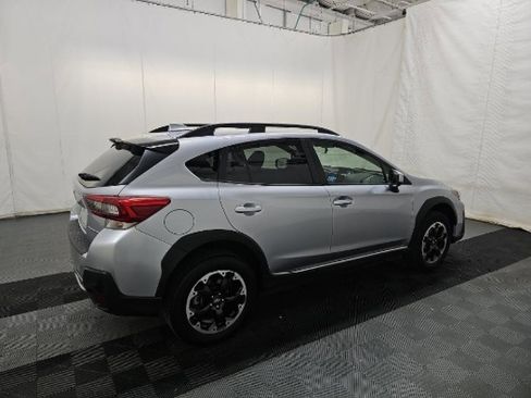 Used 2022 Subaru Crosstrek 2.0i Premium image 5