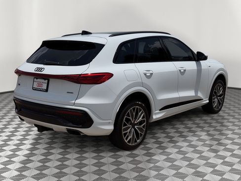 New 2026 Audi Q5 Premium AWD/4WD image 9