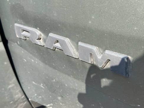 Used 2020 RAM 1500 Big Horn AWD/4WD image 9