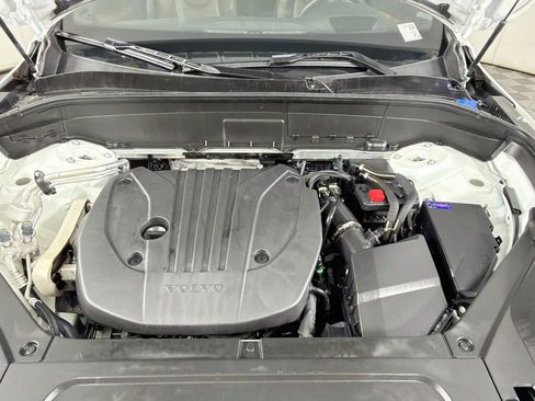 Used 2023 Volvo XC90 B5 Plus w/ Protection Package Premier AWD/4WD image 36