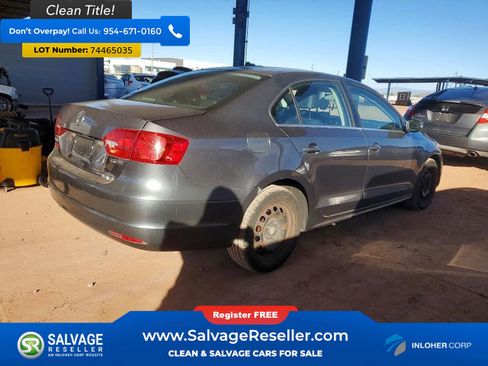 Used 2013 Volkswagen Jetta SE FWD image 4