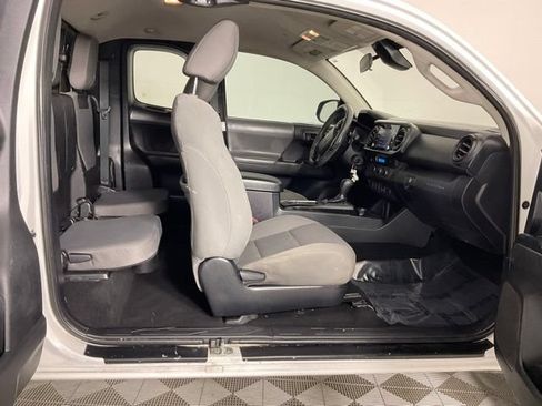 Used 2022 Toyota Tacoma SR RWD image 21