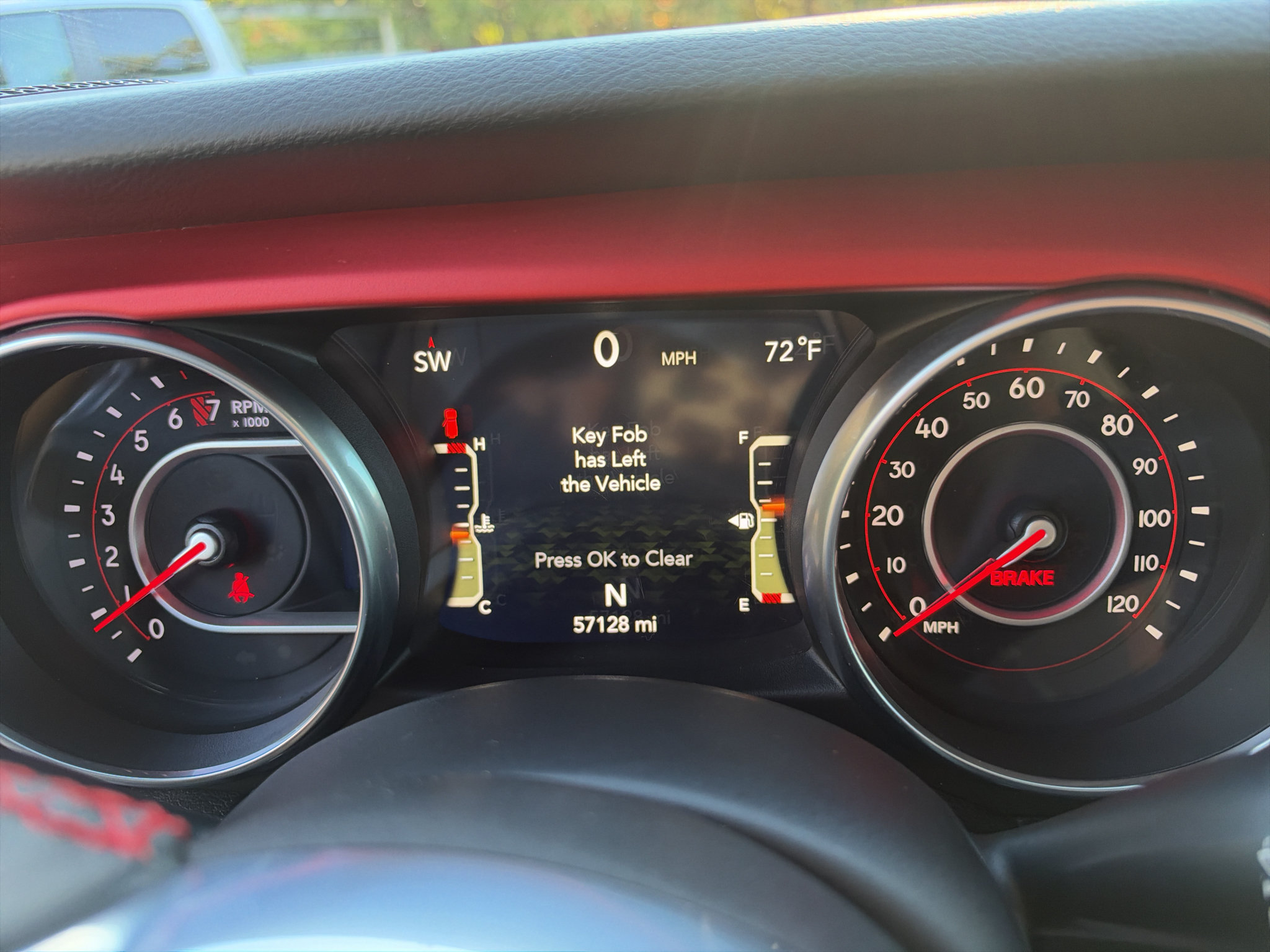 Used 2018 Jeep Wrangler Unlimited Rubicon AWD/4WD image 12