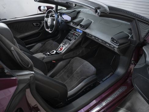 Used 2016 Lamborghini Huracan LP 610-4 image 34