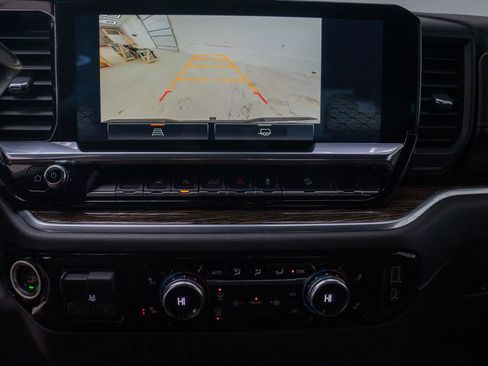 Used 2022 GMC Sierra 1500 Elevation image 22