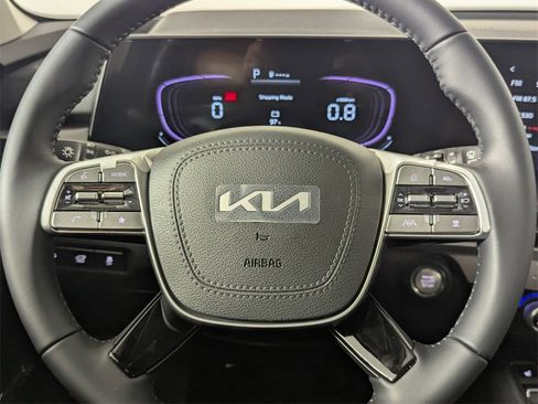 New 2025 Kia Telluride S image 17