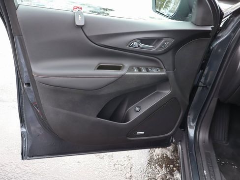 Used 2023 Chevrolet Equinox RS w/ RS Leather Package image 20