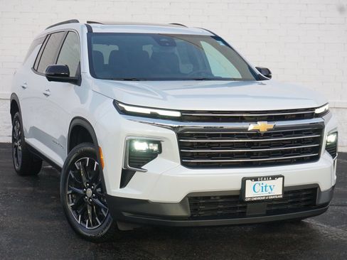 New 2026 Chevrolet Traverse LT w/ Sun and Wheel Package image 4