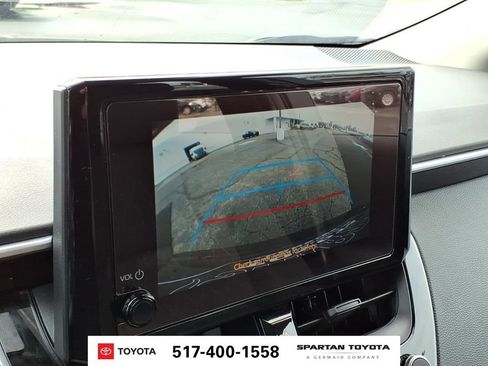 Used 2024 Toyota Corolla LE FWD image 23