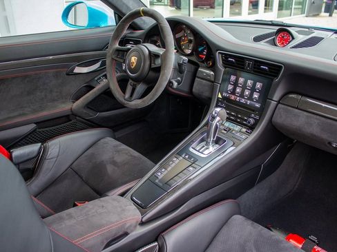 Used 2019 Porsche 911 GT3 RS image 13