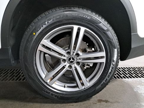Certified 2022 Mercedes-Benz GLC 300 image 35