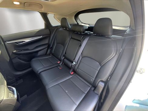 Used 2023 INFINITI QX50 Luxe AWD/4WD image 22