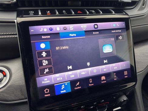 Used 2024 Jeep Grand Cherokee L Limited w/ Luxury Tech Group II image 69