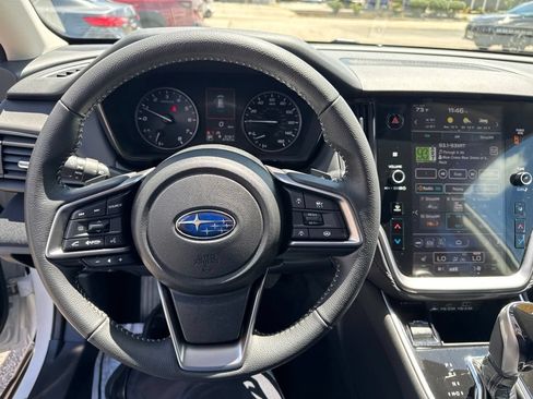 Used 2025 Subaru Outback Premium w/ Popular Package #1A AWD/4WD image 10